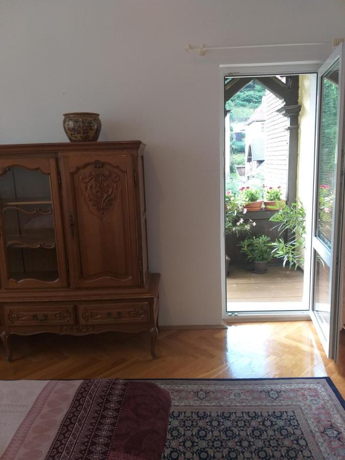 Apartman Kraslice Екстериор снимка
